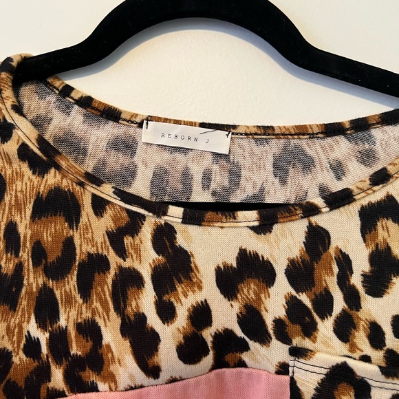 Women’s long sleeve blouse - coral and cheetah - SMALL - Picture 3 of 3